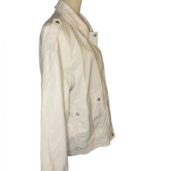 levis faux leather dad bomber jacket in oyster-NWT - Picture 6 of 10